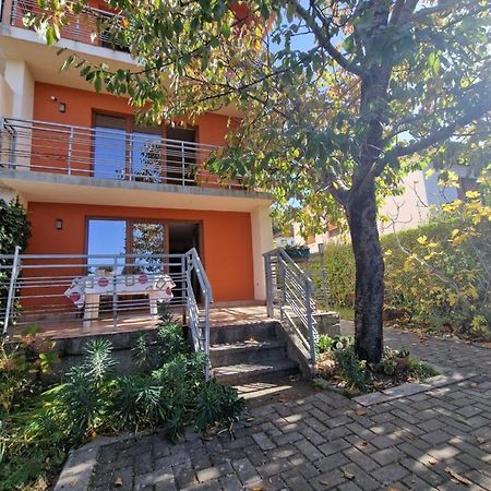 Villa Altiparmak Resen Buitenkant foto