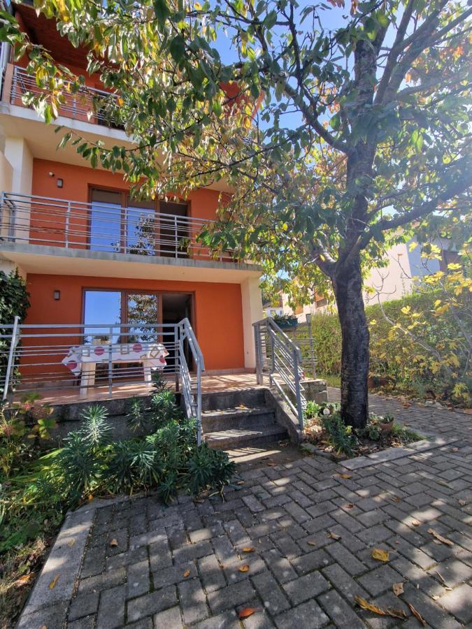 Villa Altiparmak Resen Buitenkant foto
